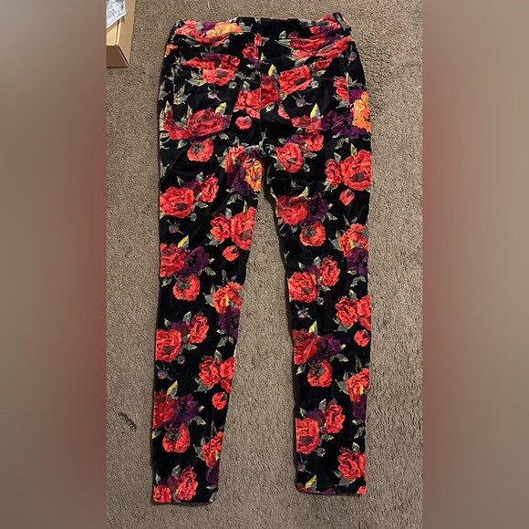 Soft Surroundings Woman’s Black Floral Velvet Skinny Pants Sz 4 Cottagecore - Picture 5 of 5